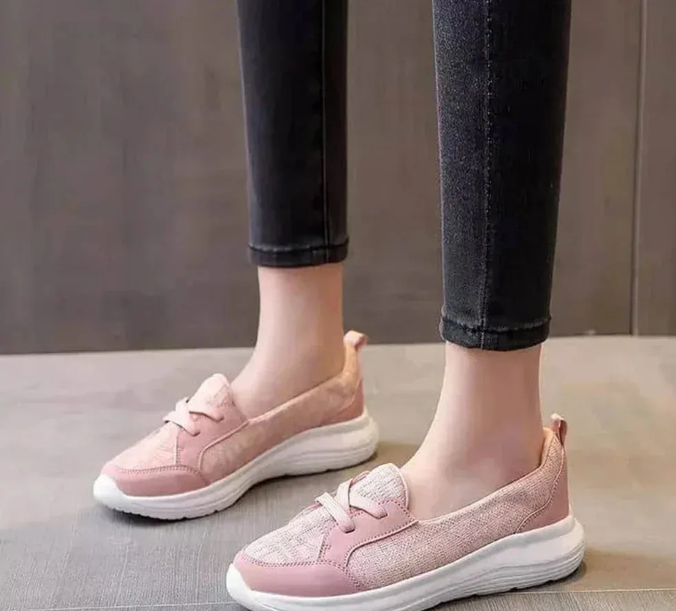 SoftStride Women's Breathable Slip On Arch Support Non-slip Shoes