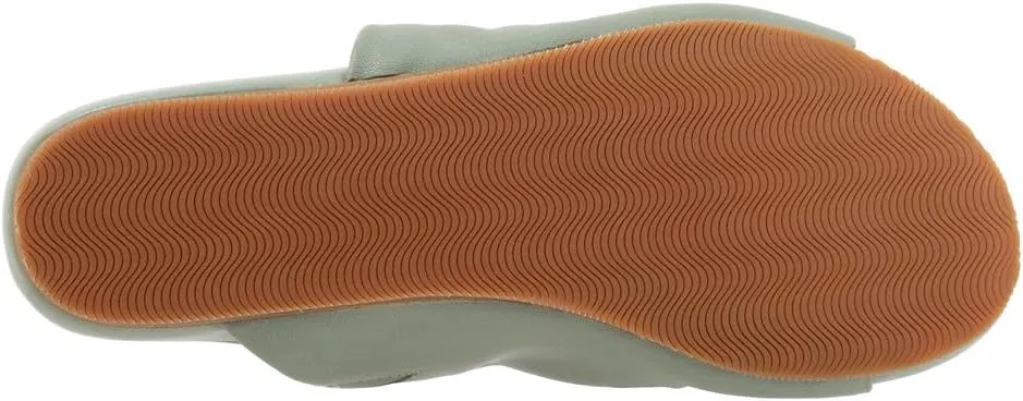 SoftWalk Women's Camano Sandal