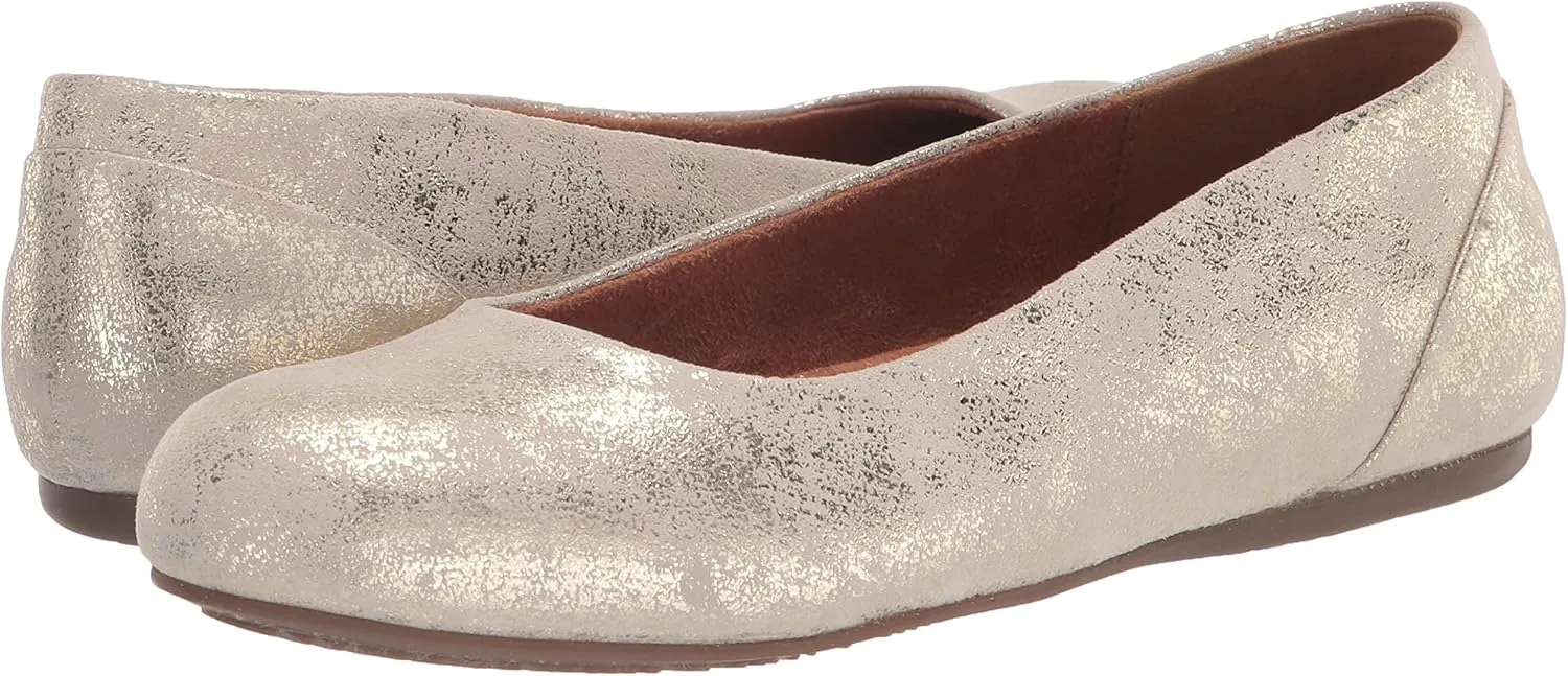 SoftWalk Women's Sonoma Mary Jane Flat