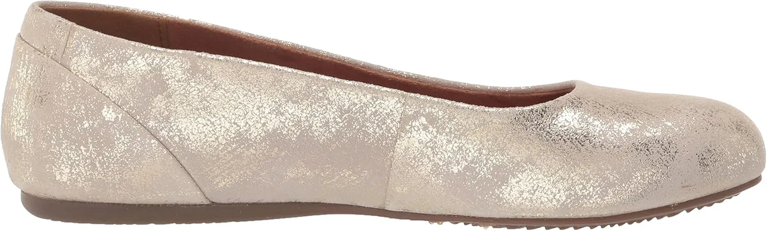 SoftWalk Women's Sonoma Mary Jane Flat