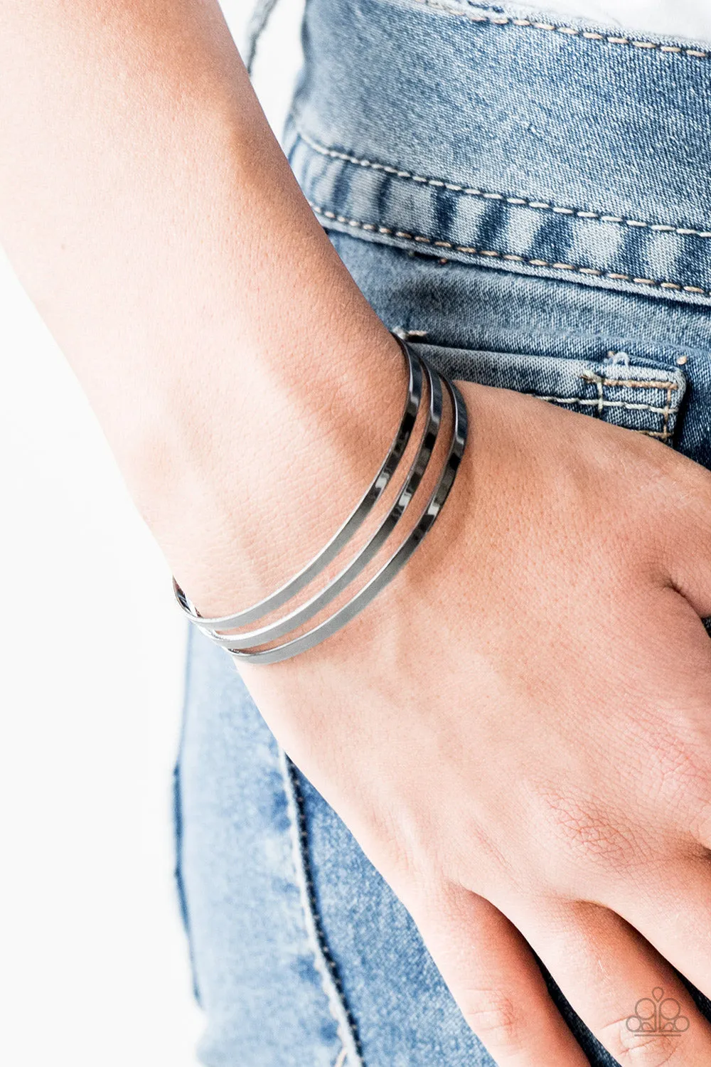 Street Sleek Black Bracelet Paparazzi