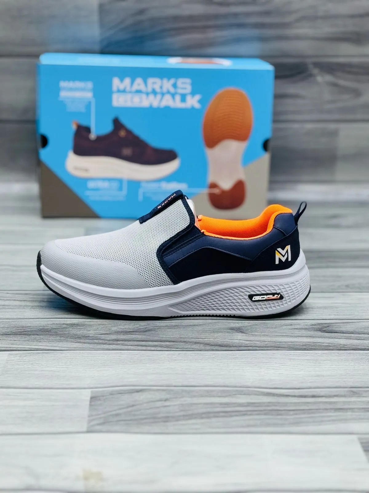 Ultra-Lightweight Slip-On Sneakers – Effortless Comfort & Style