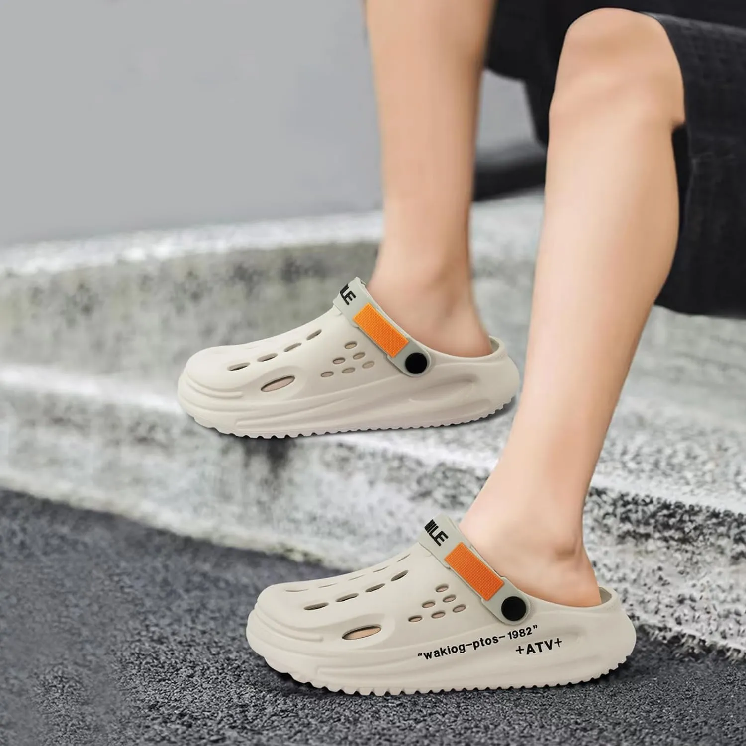 Unisex Garden Clogs Breathable Quick Drying Garden Shoes Slip-on Outdoor Beach Slippers for Men and Women