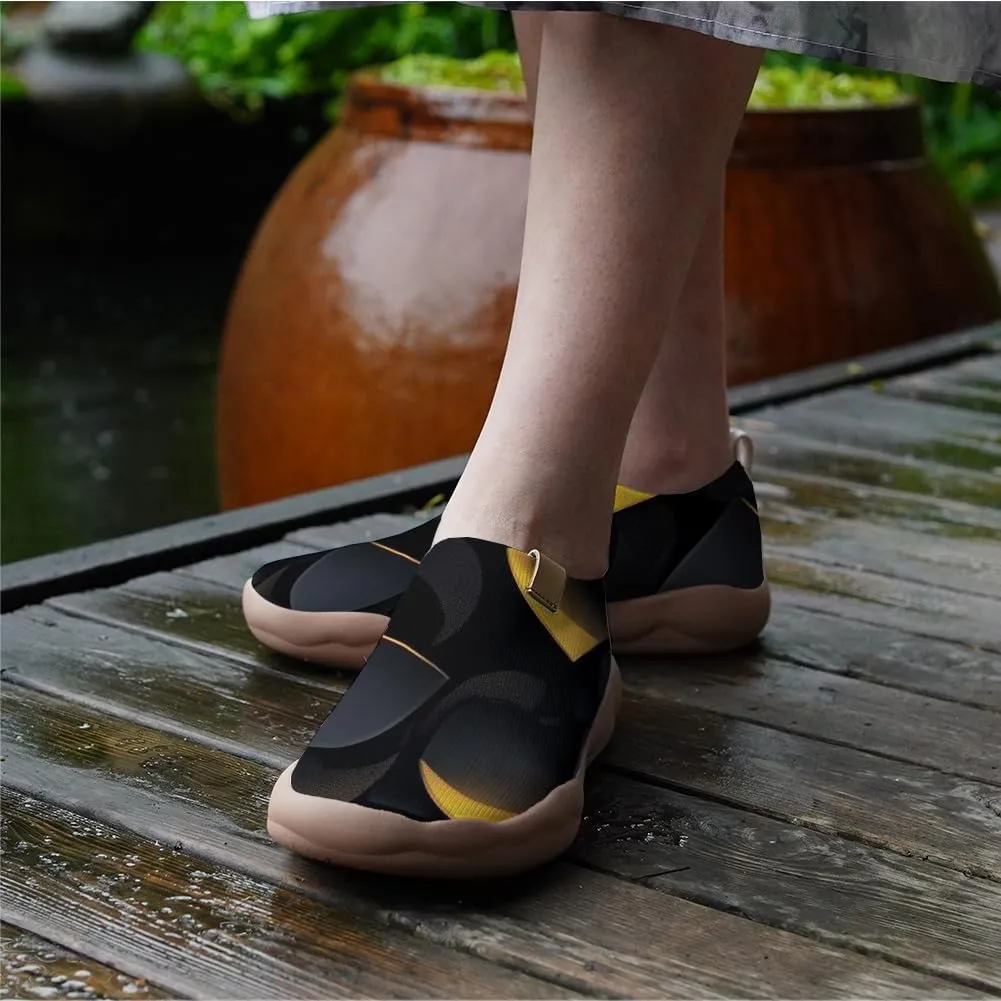Women's Art Painted Travel Shoes Slip On Casual Knit Loafers Lightweight Comfort Fashion Sneaker Flowers