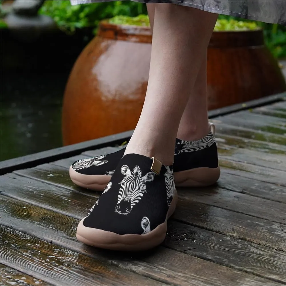 Women's Art Travel Shoes Slip On Knit Comfort Loafers Lightweight Fashion Sneaker