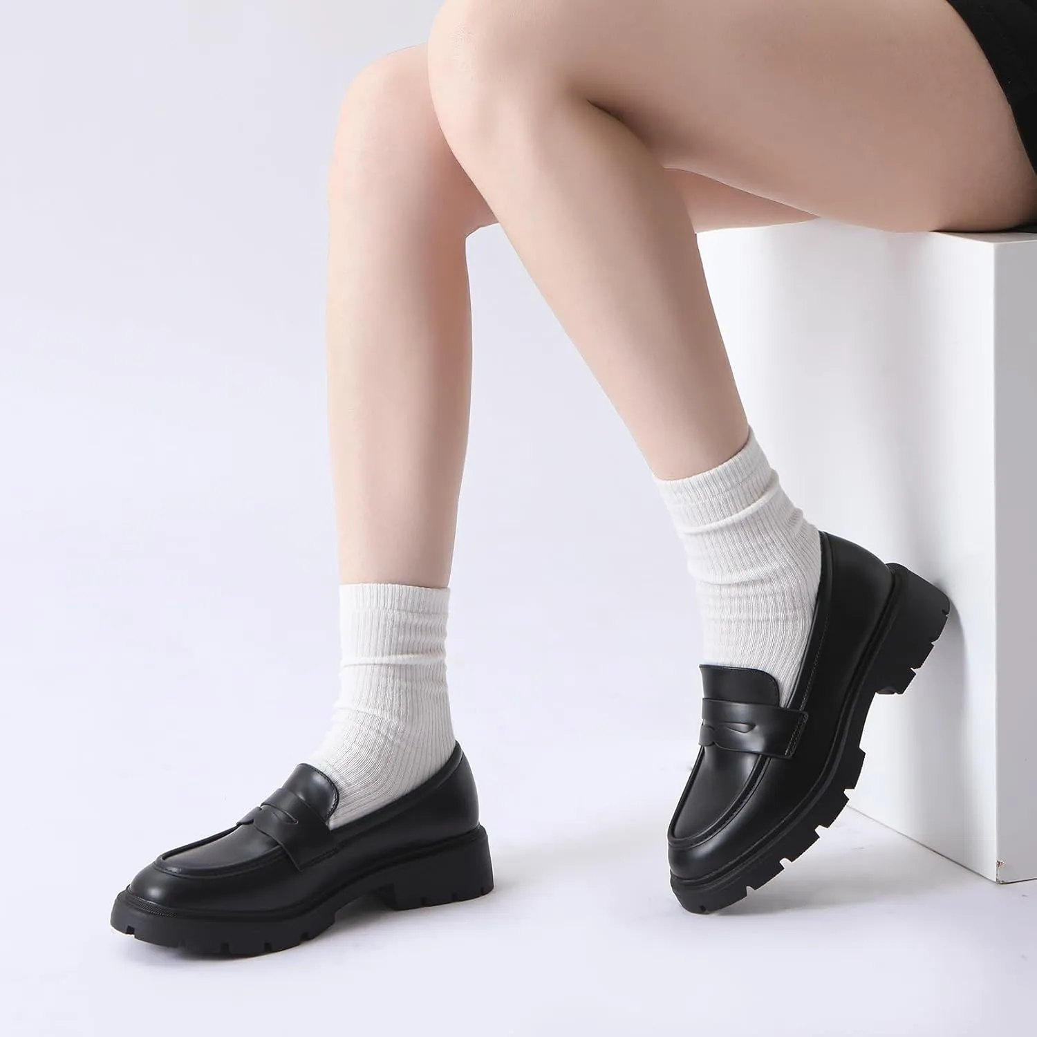 Women's Chunky Platform Loafers with Chain or Buckle Patent Leather Black Penny Loafers Fashion Office Shoes School Dress Shoes Comfort Slip-on