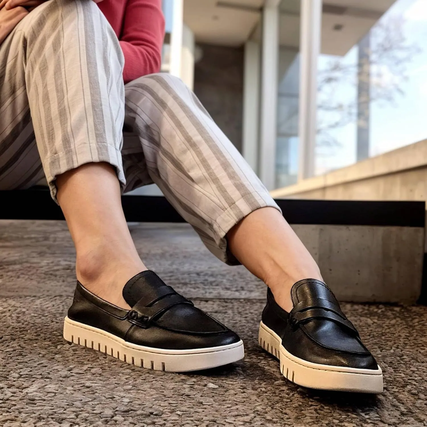 Women's Leather Loafers Flats Slip-ons Shoes Fashion Comfort Casual Lightweight Loafers