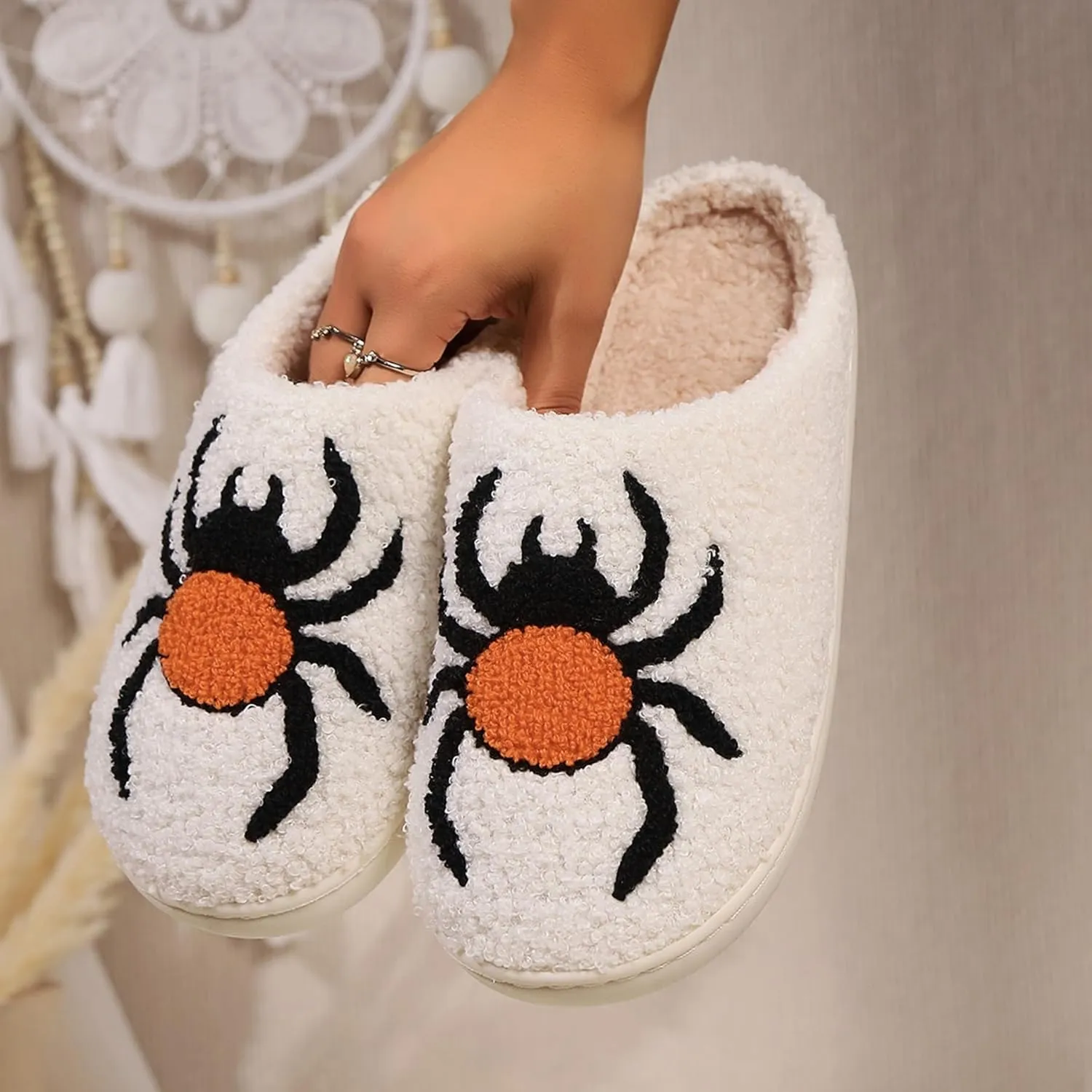 Womens Mens House Slippers Retro Comfy Warm Plush Slip on Fluffy Memory Foam Home Sippers for Winter Indoor Outdoor
