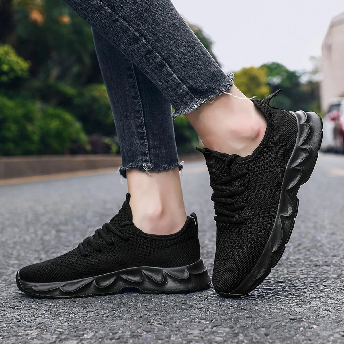 Women's Running Shoes Breathable Casual Athletic Sneakers Lightweight Comfortable Slip On Gym Walking Tennis Fashion Casual Shoes Sports Shoes