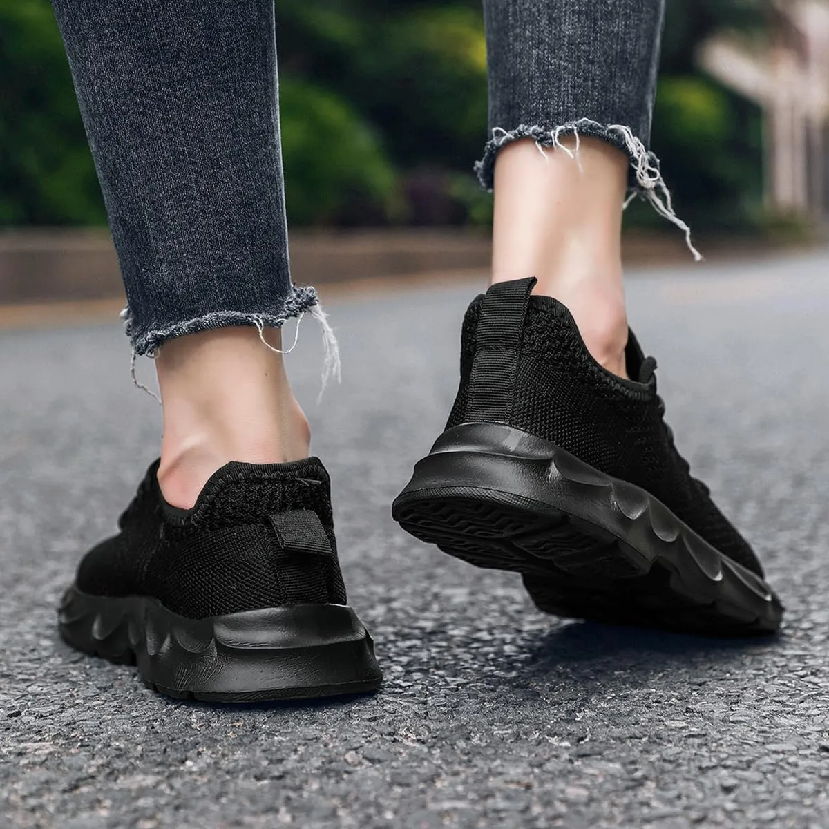 Women's Running Shoes Breathable Casual Athletic Sneakers Lightweight Comfortable Slip On Gym Walking Tennis Fashion Casual Shoes Sports Shoes